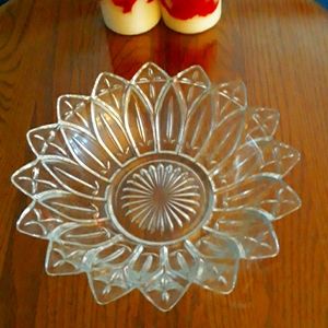 Glass Potpourri bowl with star like accents